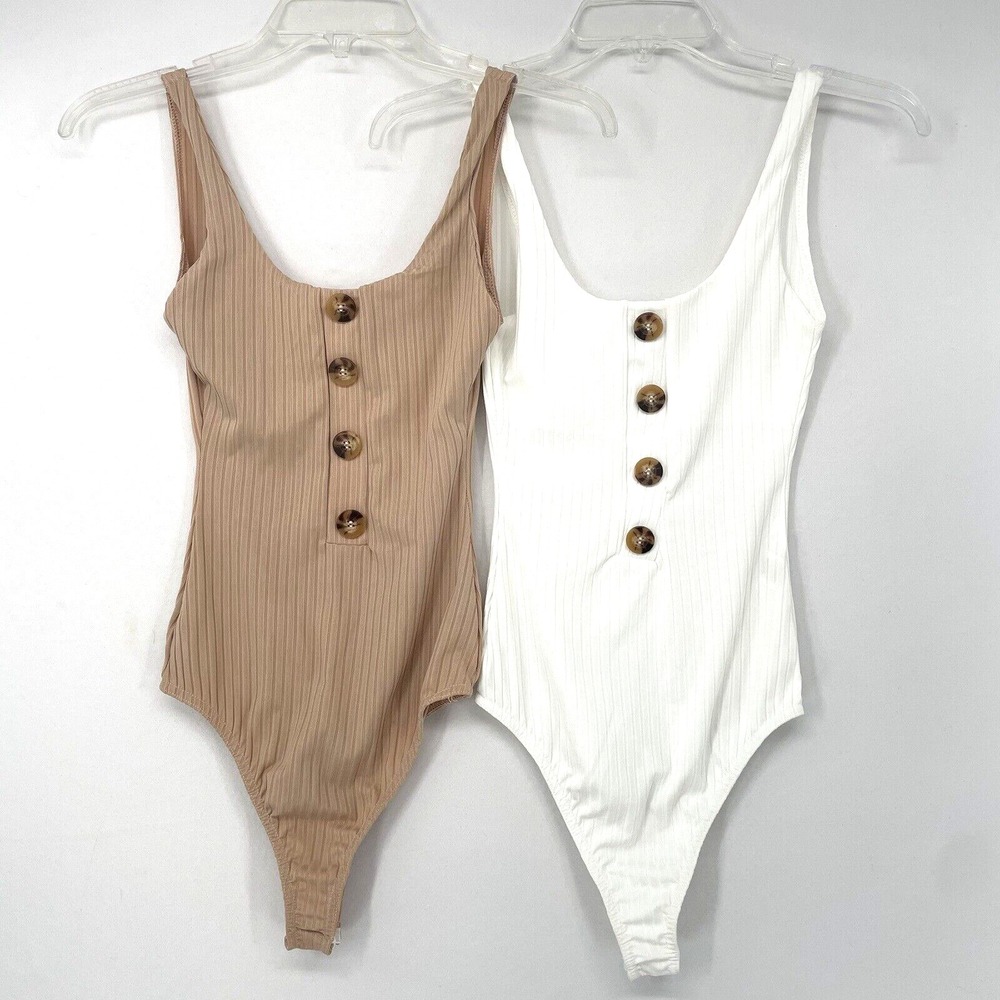 Pretty Little Thing Ribbed Bodysuits Lot 2 Size 4 White Tan w/ Brown‎ Buttons